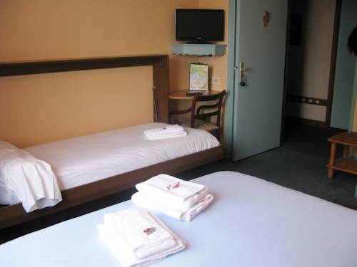 Imagen de la habitación del Hotel Auberge de Moussy proche &Eacute;pernay. Foto 11