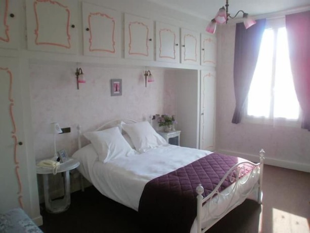 Imagen de la habitación del Hotel Auberge de l\'Ecole. Foto 15