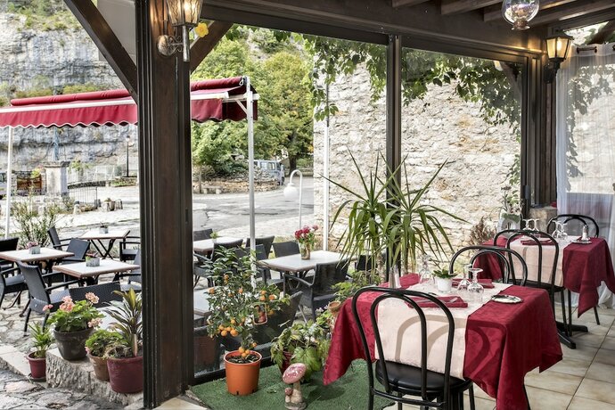 Imagen general del Hotel Auberge de la Cascade, Saint-Chély-du-Tarn. Foto 1