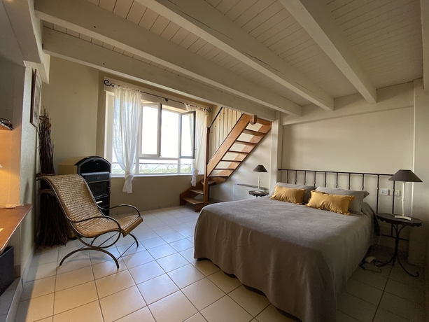 Imagen de la habitación del Hotel Auberge de la Tour de Brison, Sanilhac. Foto 2