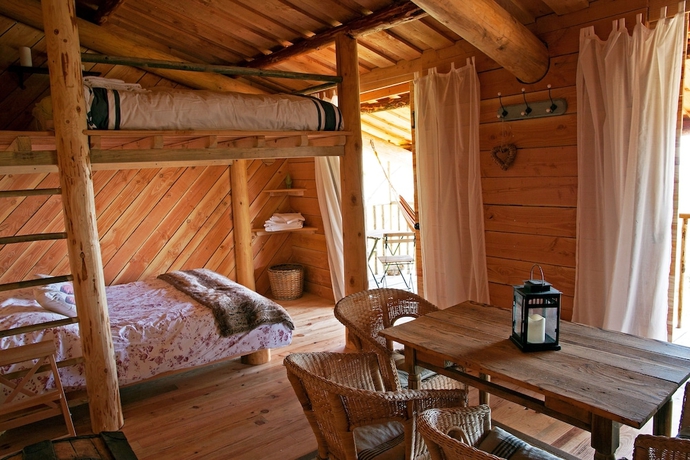 Imagen de la habitación del Hotel Auberge de la Tour de Brison, Sanilhac. Foto 11