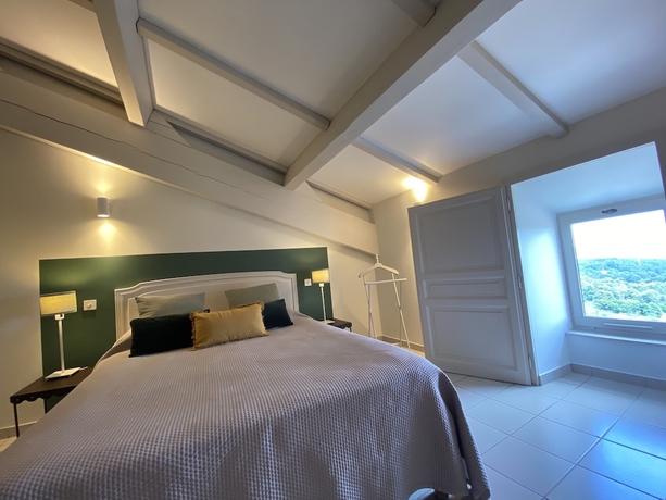Imagen de la habitación del Hotel Auberge de la Tour de Brison, Sanilhac. Foto 19