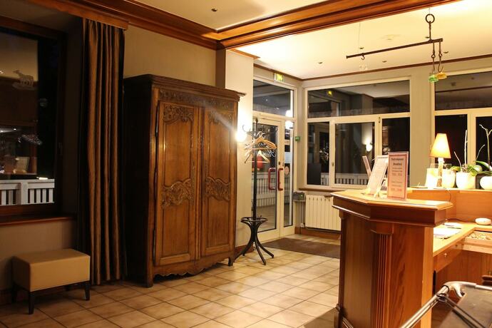 Imagen general del Hotel Auberge des M&eacute;sanges, Meisenthal. Foto 10