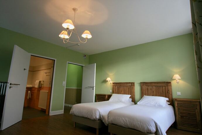 Imagen de la habitación del Hotel Auberge du Cabestan. Foto 15