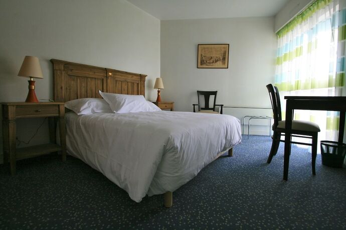 Imagen de la habitación del Hotel Auberge du Cabestan. Foto 19