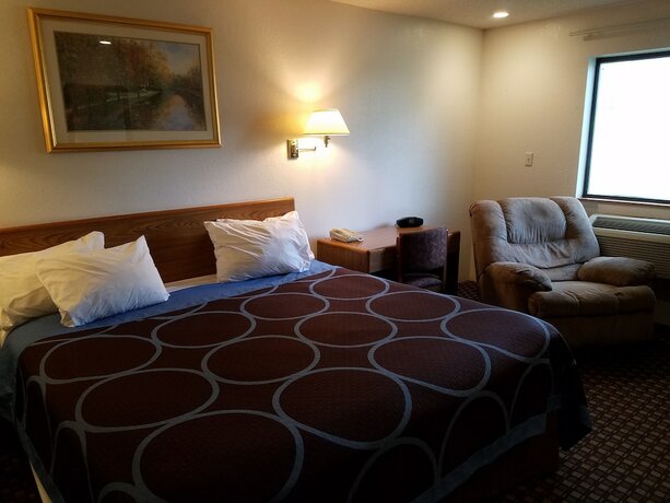 Imagen general del Hotel Auburn Inn. Foto 1