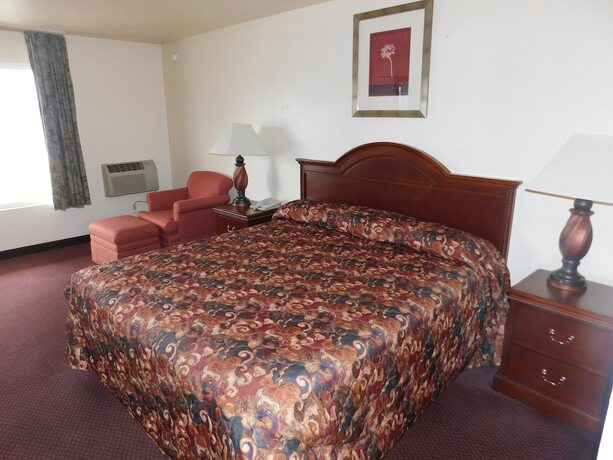 Imagen de la habitación del Hotel Auburn Motel. Foto 16