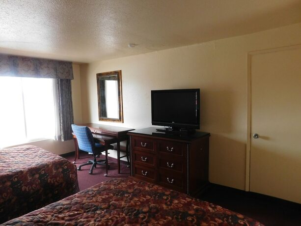 Imagen de la habitación del Hotel Auburn Motel. Foto 17