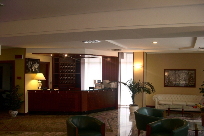 Imagen de los interiores del Hotel Audi. Foto 7