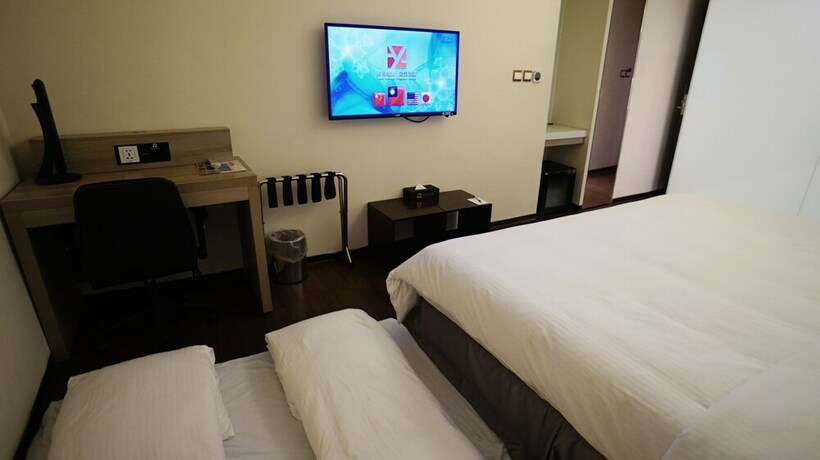 Imagen de la habitación del Hotel Audi Garden Business. Foto 23