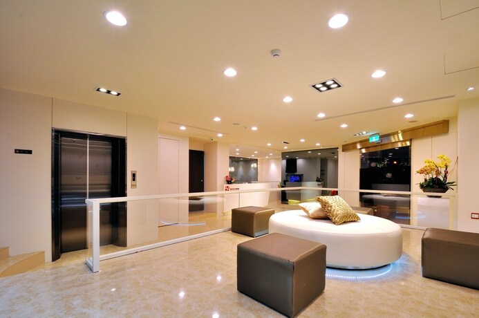 Imagen de los interiores del Hotel Audi Garden Business. Foto 35