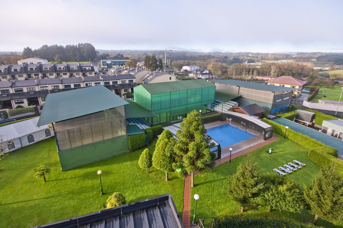 Imagen de los exteriores del Hotel Auditorio Santiago and Spa. Foto 5