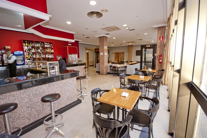 Imagen del bar/restaurante del Hotel Auditorio Santiago and Spa. Foto 3