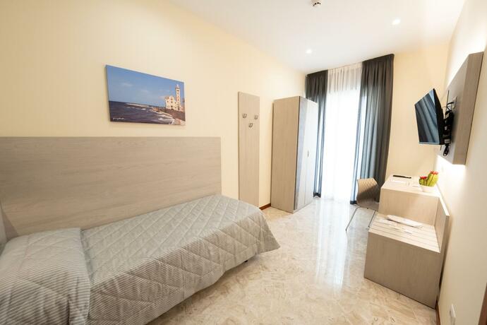 Imagen general del Hotel Auditorium. Foto 18