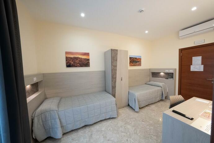 Imagen general del Hotel Auditorium. Foto 41