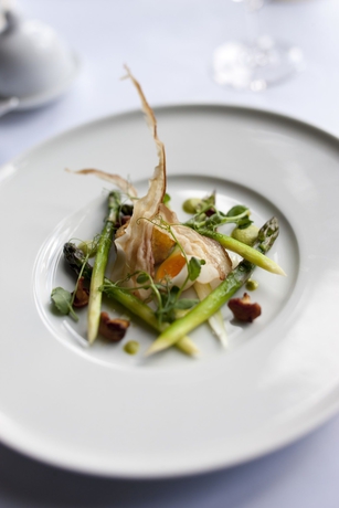 Imagen del bar/restaurante del Hotel Audleys Wood. Foto 5