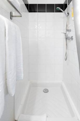 Imagen de la habitación del Hotel Audôtel. Foto 12