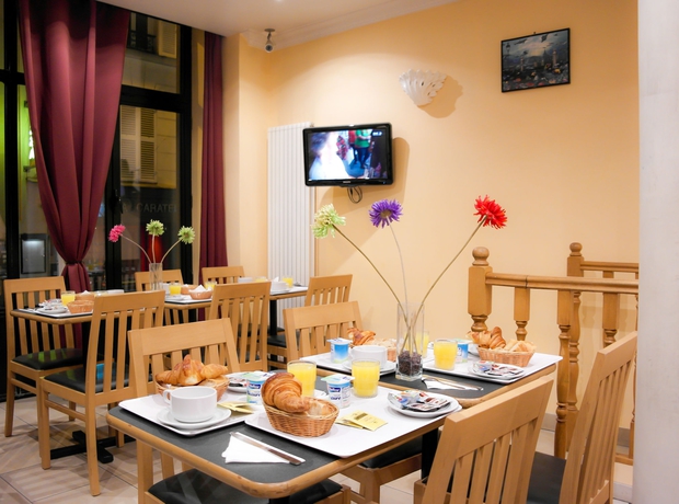 Imagen del bar/restaurante del Hotel Audran. Foto 8