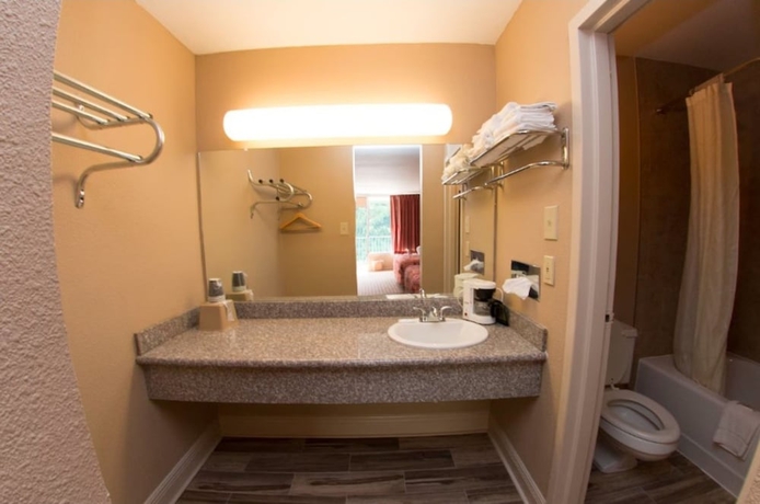 Imagen de la habitación del Hotel Audubon Inn. Foto 13