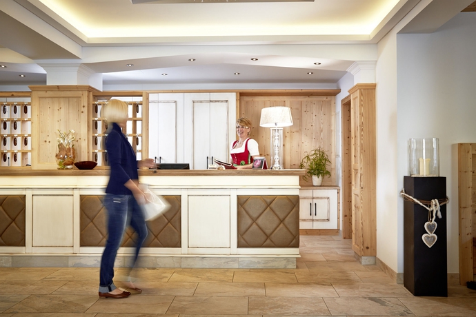Imagen de los interiores del Hotel Auenhotel. Foto 11