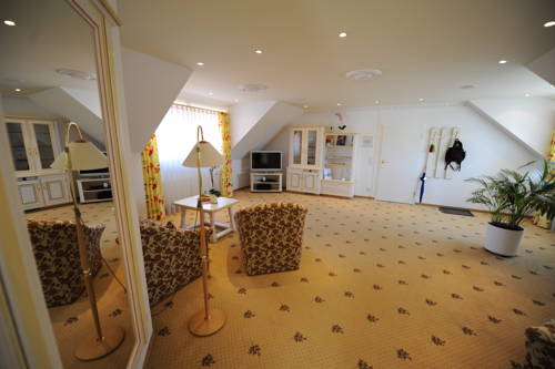 Imagen de la habitación del Hotel Auerhahn Wellnesshotel. Foto 10