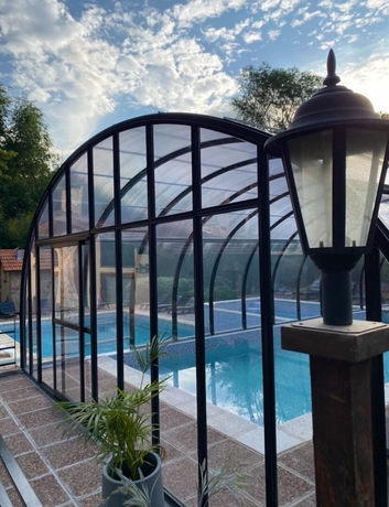 Imagen de la piscina del Hotel Aufenthalt Caba&ntilde;as. Foto 16