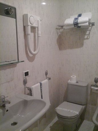 Imagen de la habitación del Hotel Augadoce. Foto 9