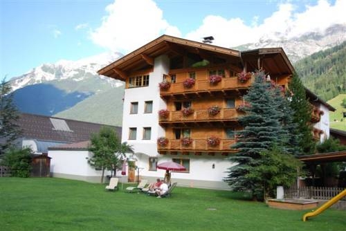 Imagen general del Hotel Augarten. Foto 14