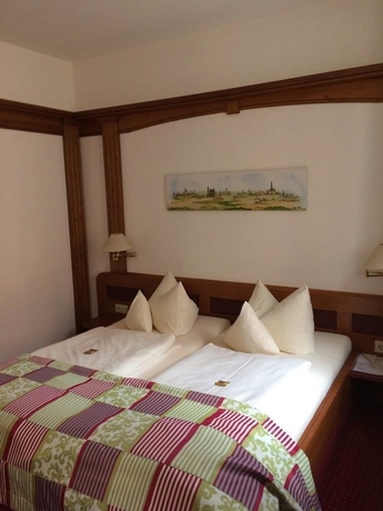 Imagen de la habitación del Hotel Augsburger Hof. Foto 5