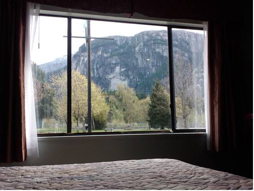 Imagen de la habitación del Hotel August Jack Motor Inn. Foto 13
