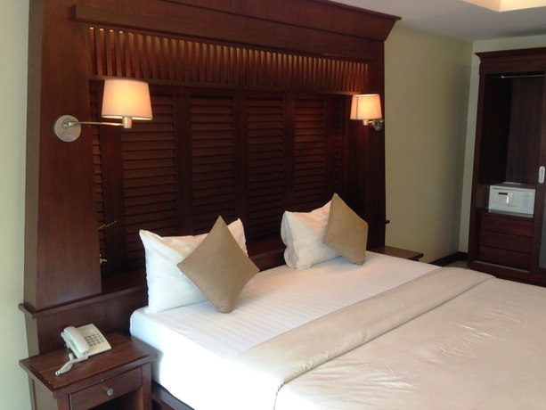 Imagen de la habitación del Hotel August Suites. Foto 5