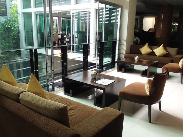 Imagen de los interiores del Hotel August Suites. Foto 16