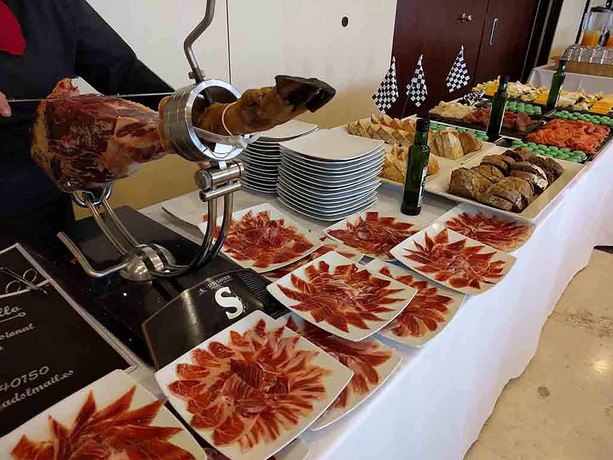 Imagen general del Hotel Augusta Barcelona Vallés. Foto 6