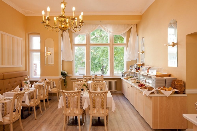 Imagen del bar/restaurante del Hotel Augusta, Berlín. Foto 2