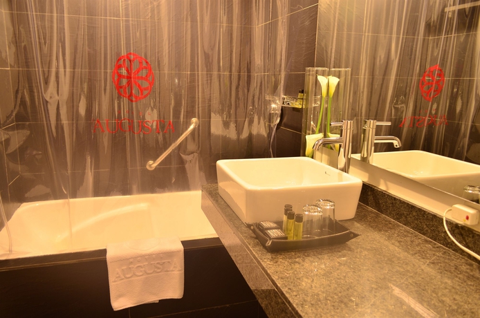 Imagen de la habitación del Hotel Augusta, Bogotá. Foto 6