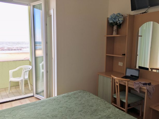 Imagen de la habitación del Hotel Augusta, Gabicce Mare. Foto 3