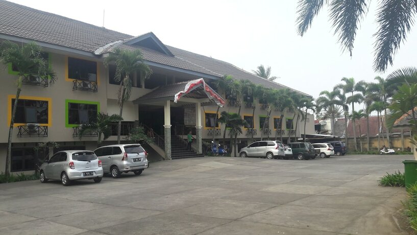 Imagen general del Hotel Augusta Garut. Foto 5