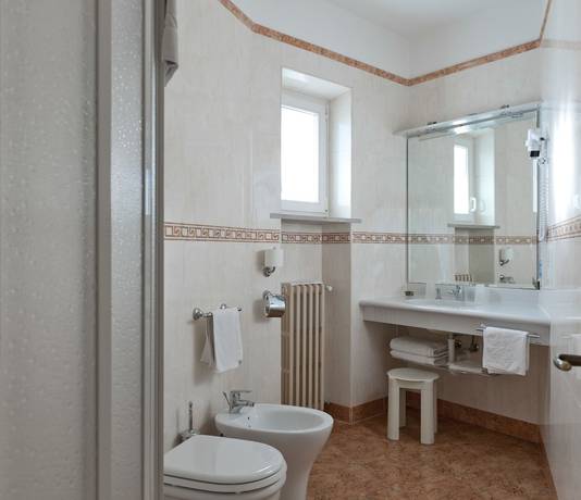 Imagen de la habitación del Hotel Augusta, Malcesine. Foto 14