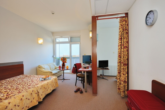 Imagen de la habitación del Hotel Augusta Spa. Foto 13