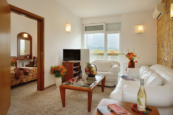 Imagen de la habitación del Hotel Augusta Spa. Foto 18