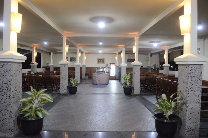 Imagen de los interiores del Hotel Augusta Valley. Foto 12