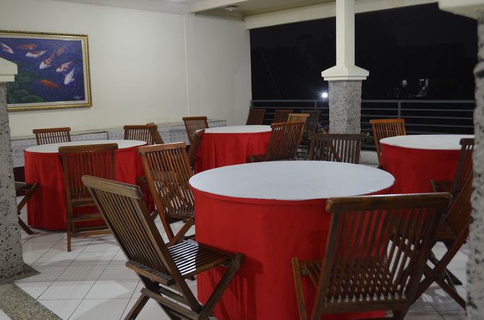 Imagen del bar/restaurante del Hotel Augusta Valley. Foto 3