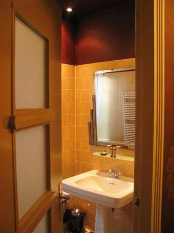 Imagen de la habitación del Hotel Augusta and Restaurant. Foto 11
