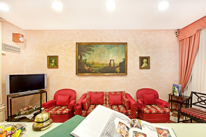 Imagen de los interiores del Hotel Augustea. Foto 15