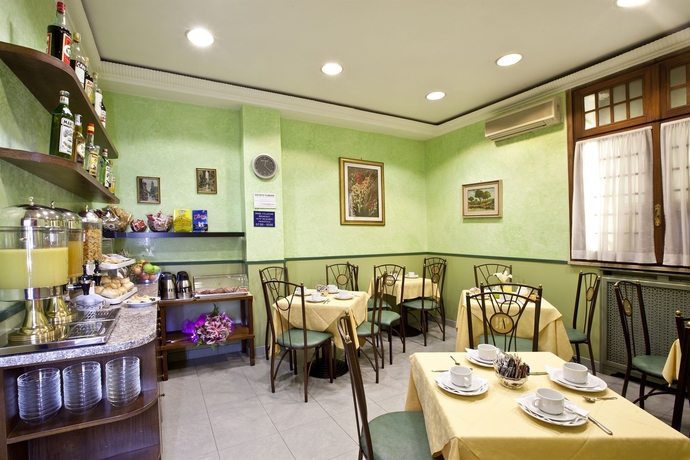 Imagen del bar/restaurante del Hotel Augustea. Foto 4