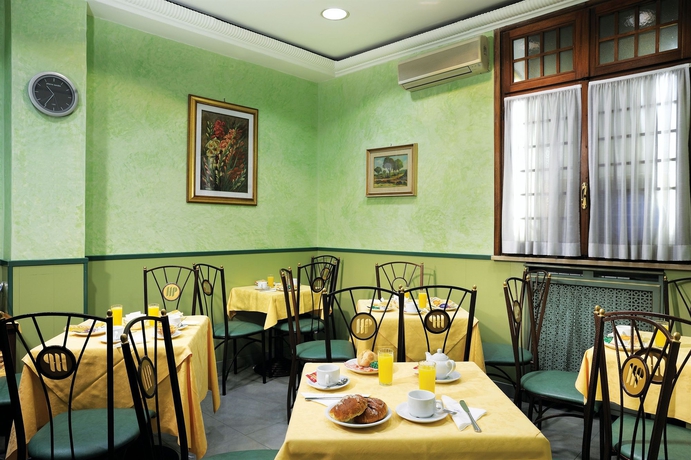 Imagen del bar/restaurante del Hotel Augustea. Foto 5