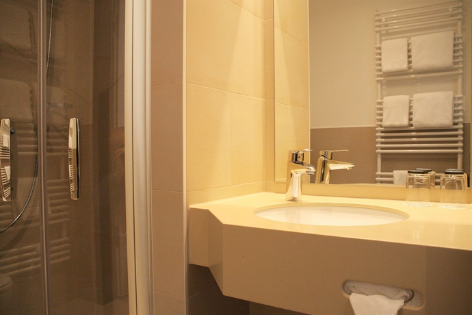 Imagen de la habitación del Hotel Augusten. Foto 7