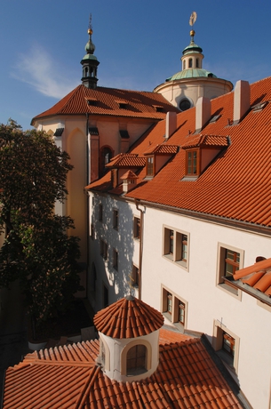 Imagen de los exteriores del Hotel Augustine, A Luxury Collection , Prague. Foto 12