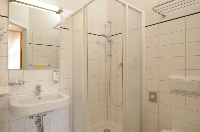 Imagen de la habitación del Hotel Augustinenhof Berlin. Foto 9