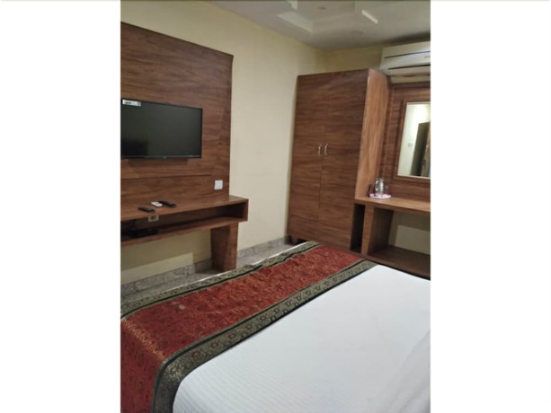 Imagen de la habitación del Hotel Augusto. Foto 12